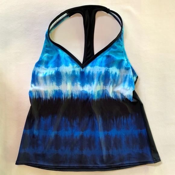 Summer Sale: Maxine of Hollywood Horizon V-neck Tankini Top Size 10 - Picture 1 of 12